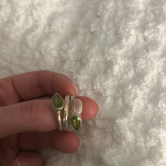 Peridot & Sterling Silver Ring - Size 7 - Picture 5 of 7